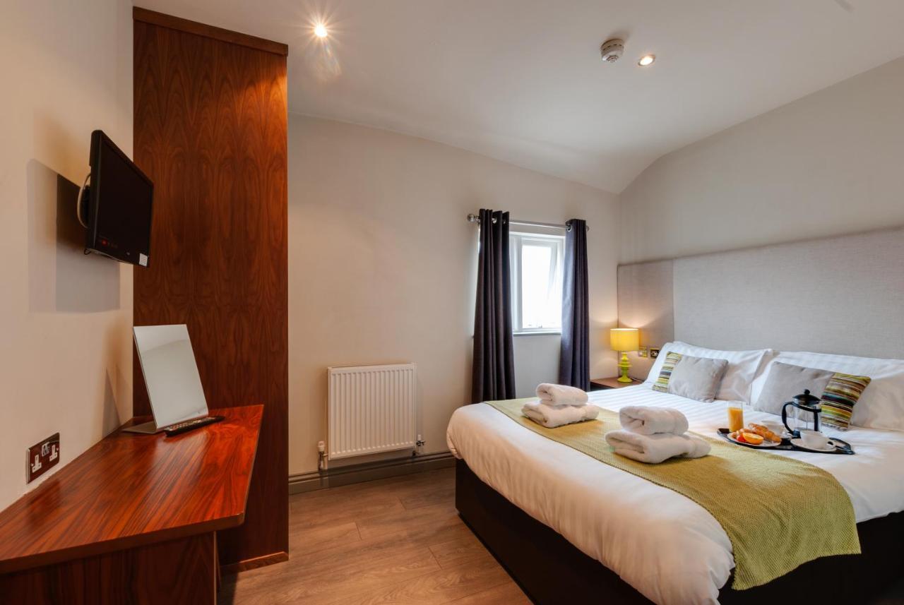 Base Serviced Apartments - City Road Честер Екстер'єр фото