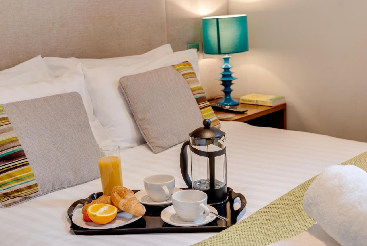 Base Serviced Apartments - City Road Честер Екстер'єр фото